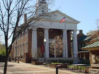 Frederick County courthouse in Winchester